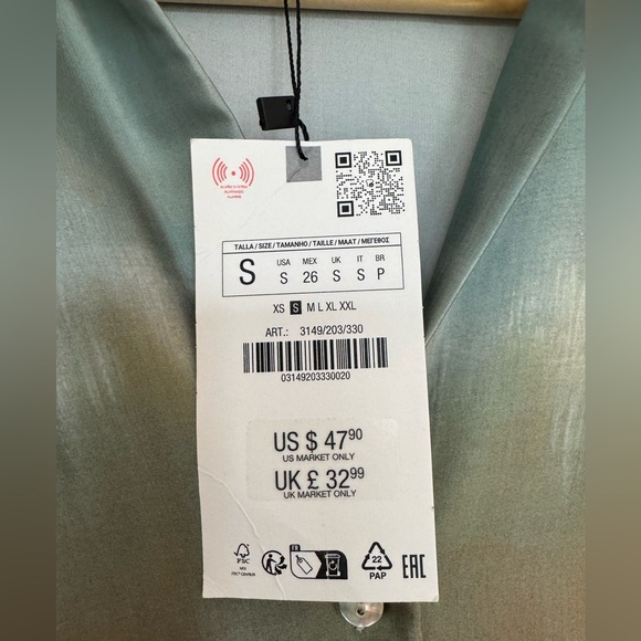 NWT Zara silky/satin button down shirt - Picture 4 of 4